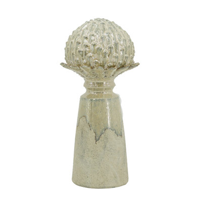 Statue d'artichaut gris en grès sur base piédestal