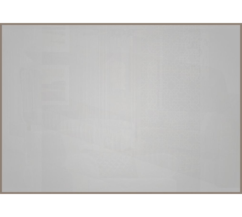 Table basse à deux niveaux en verre trempé peu encombrant avec structure en métal argenté, décor transitionnel gris pour le salon