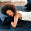 2 taies d'oreiller standard de luxe 100% satin bleu nuit, froissées, douces pour la peau, texture lisse boulochage, à bout ouvert, frisottis apprivoisés
