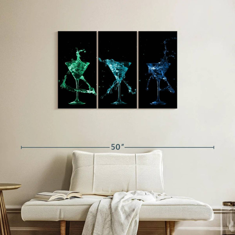 Yarlin Martini Cocktails Spill, 24" H x 38" W