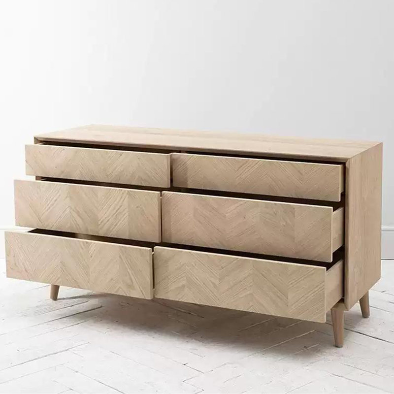 Commode en bois de chêne massif
