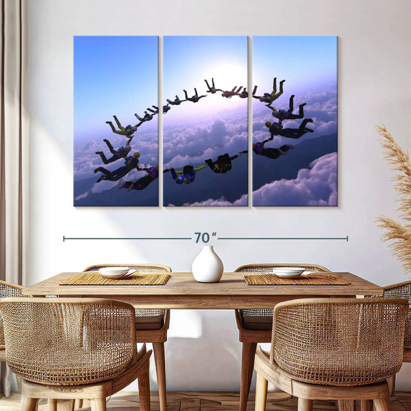 Sireci Extreme Skydiving, 42" H x 65" W