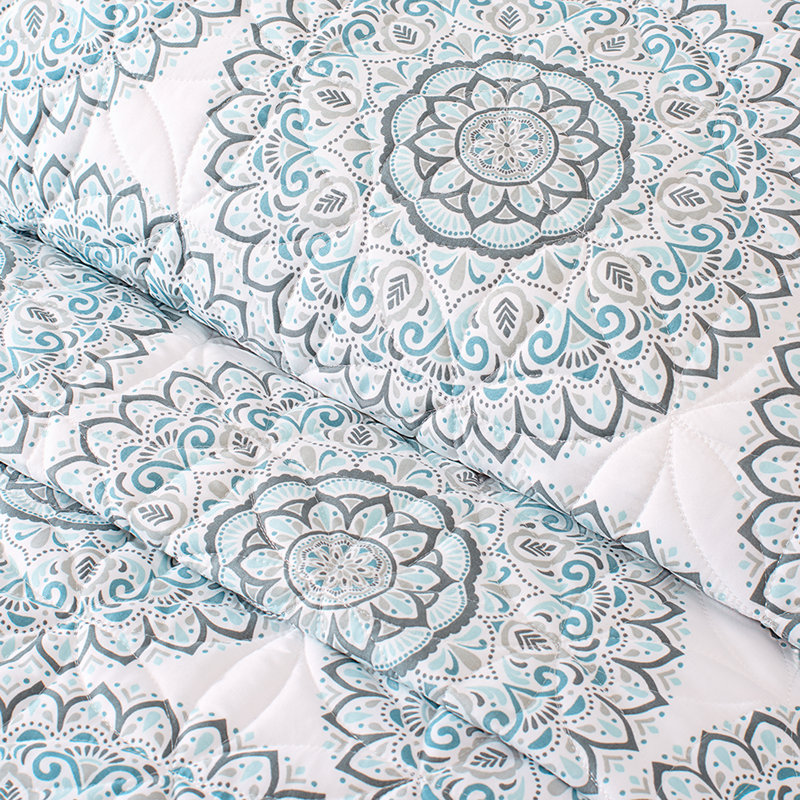 GAIAM Microfiber Soft Brushed Quilt, Mandala Blues, Queen Quilt