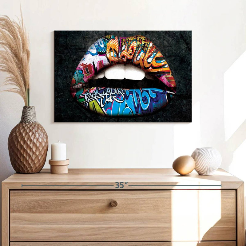 «Grunge Rainbow Lips On», reproduction sur toile, H 16 po x l 24 po x P 1,25 po