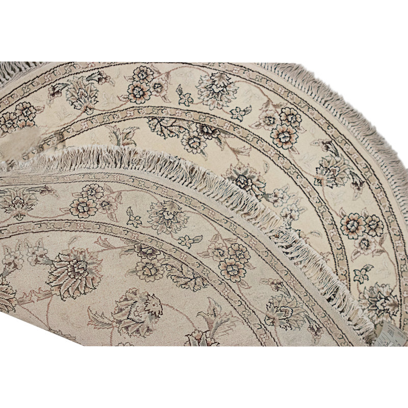 Hand Knotted Area Rug in Ivory