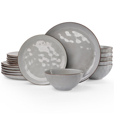 18 Piece Stoneware Dinnerware Set - Service for 6