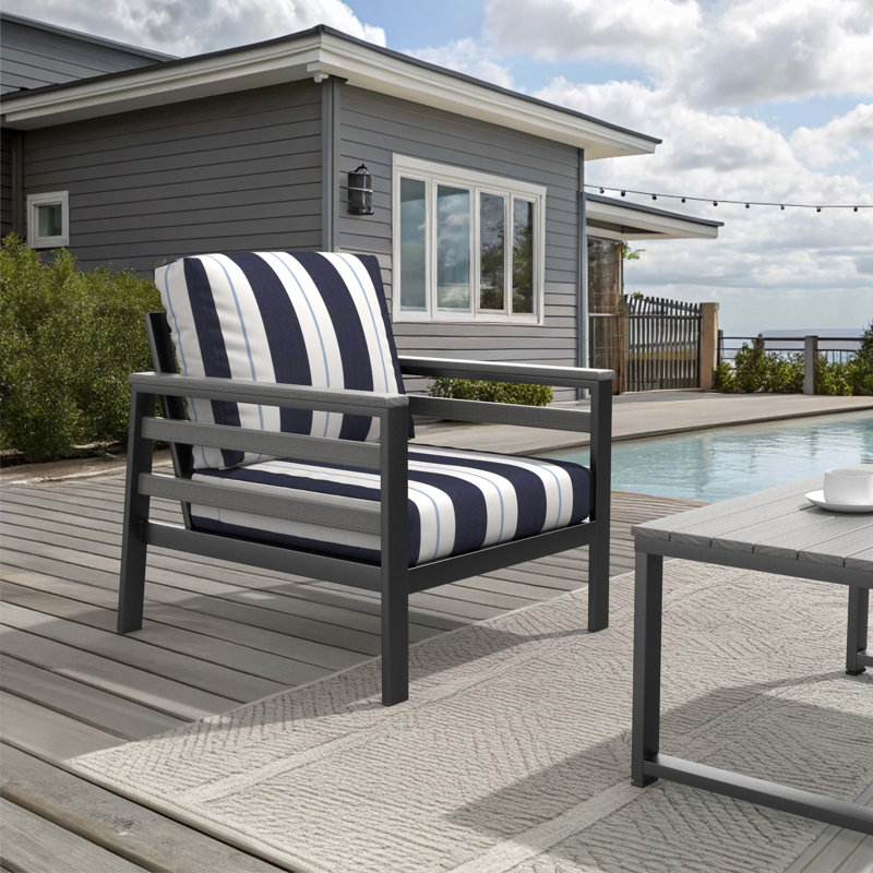 Chaise de patio avec coussins Sunbrella® Townsend, Sunbrella Relate Harbor, Gris