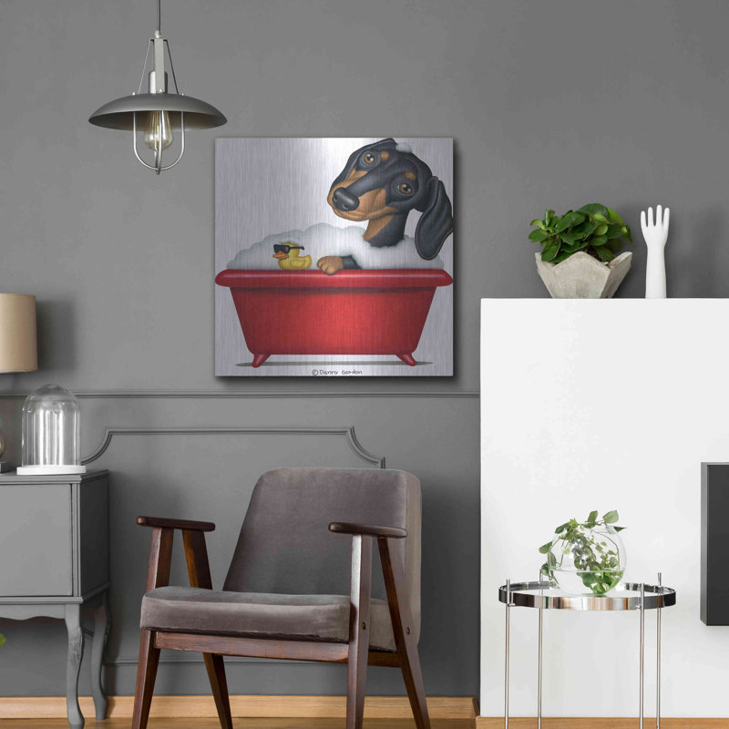 Art mural en métal Trinx «Black Dachshund in Red Tub» par Danny Gordon, H 24 po x l 24 po
