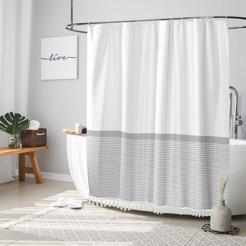 Rideau de douche rayé simple avec crochets, 72 po x 72 po, Gris / blanc