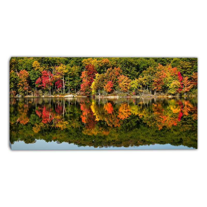 «Autumn Mirror Lake», art mural sur toile tendue, H 20 po x l 40 po