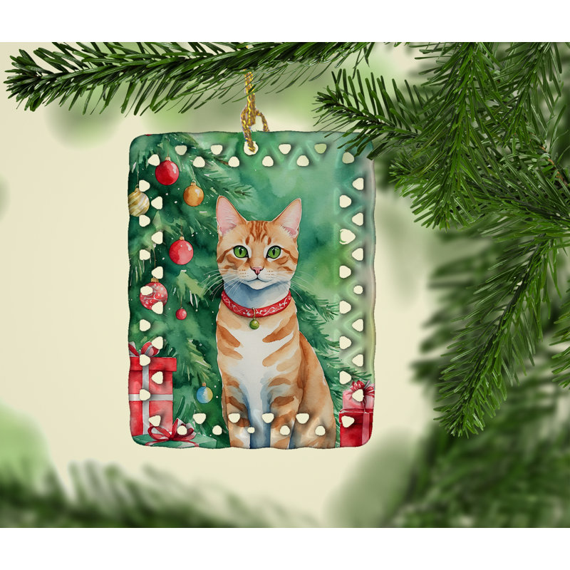 Ornement en porcelaine Arabian Mau Cat by the Christmas Tree, Arabian Mau Cat