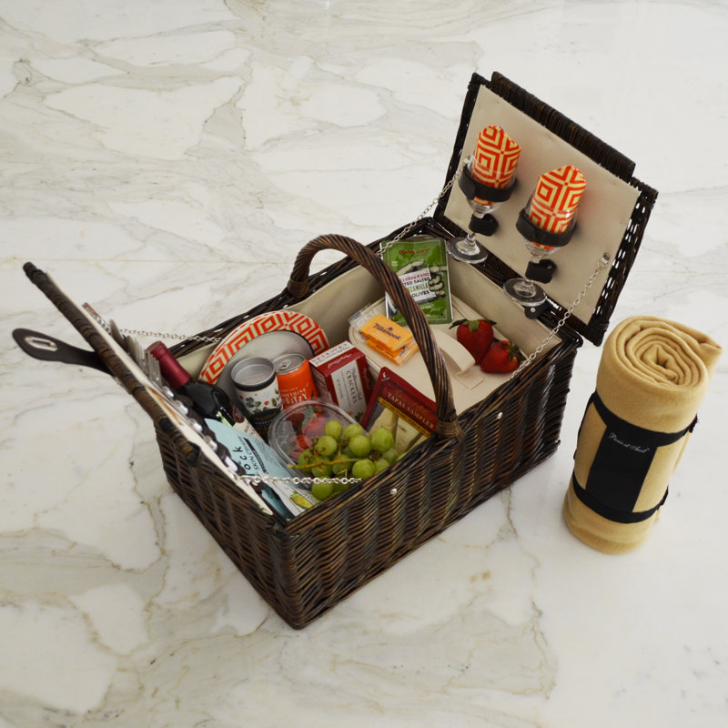 Surrey Picnic Basket with Blanket