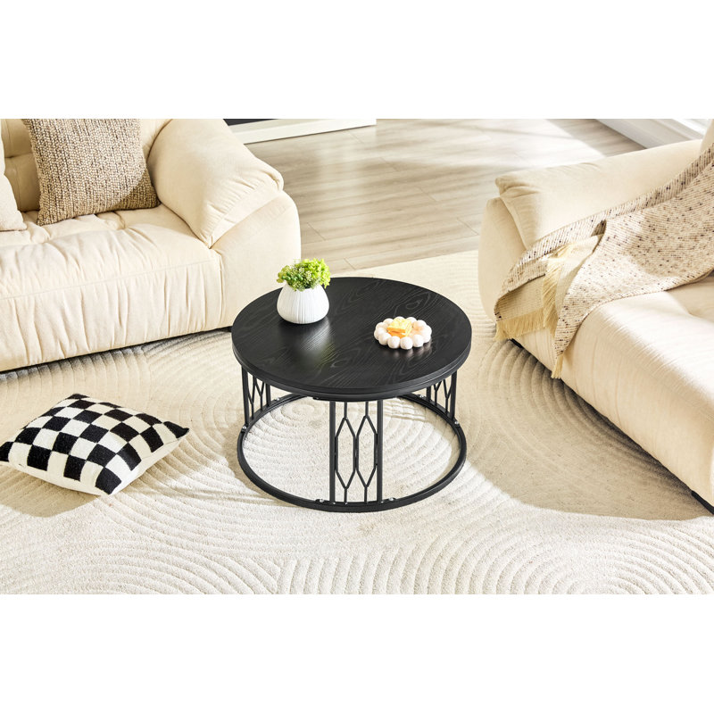 Table basse ronde en panneau de fibres à densité moyenne de 27,5 po de diamètre. Une table basse ronde pour le salon au design industriel rustique, avec des pieds en métal robustes et un assemblage facile.