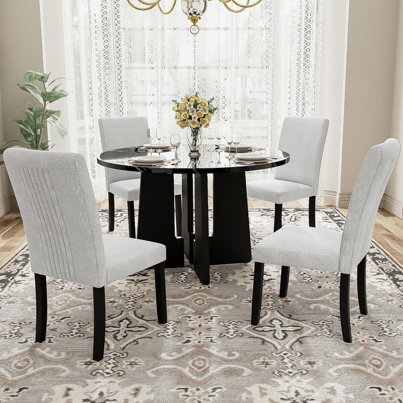 Ensemble de table de salle à manger cinq pièces avec quatre chaises rembourrées, idéal pour la salle à manger, la cuisine et le salon, facile à assembler