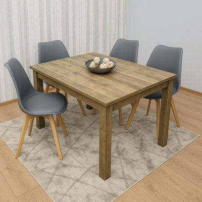 Chelan 4 - Person Dining Set