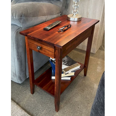 Table de bout en bois massif avec rangement Aiydan