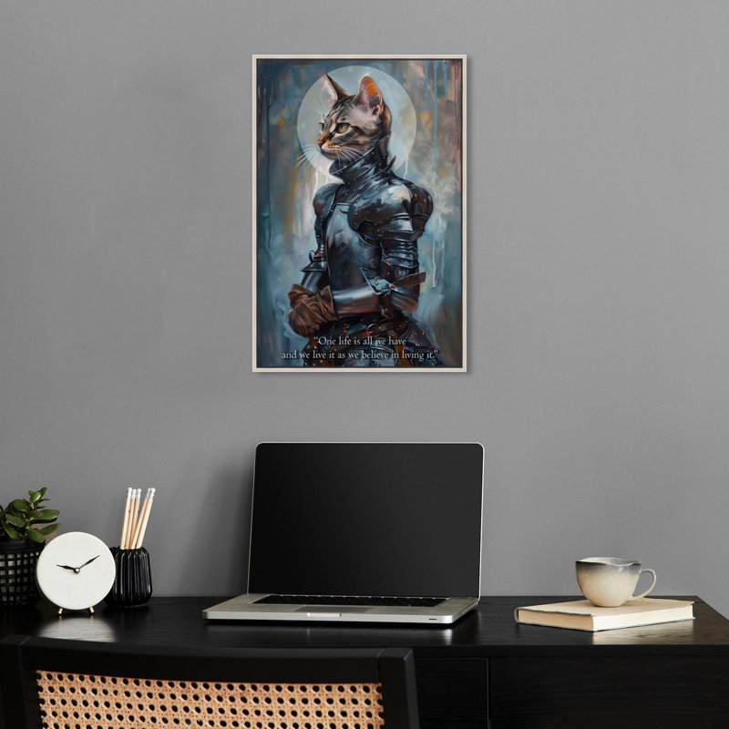 «Cat of Arc Canvas», impressions de chat excentriques par Notoriart, Cadre argenté, H 46 po x l 31 po