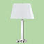 Lampe de chevet en acier brossé de 71 cm de hauteur avec abat-jour trapézoïdal en lin blanc, 100 W, culot E26, 2 ports USB et 2 prises de courant