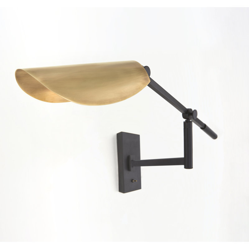 Lola 1 - Light Swing Arm