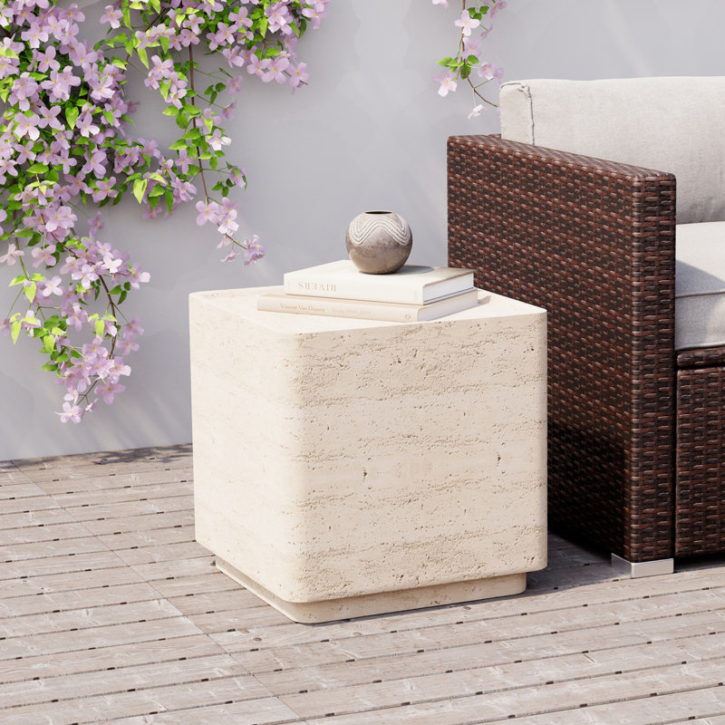 Table d'appoint en béton pour l'extérieur
