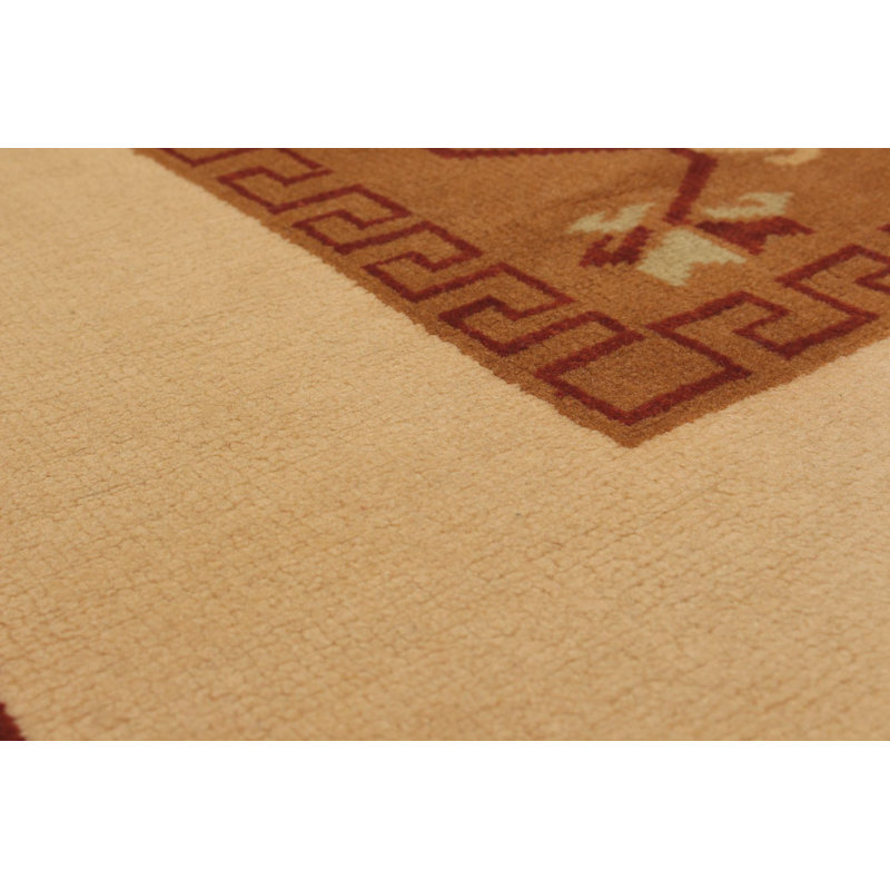 Tapis unique en laine noué à la main ivoire de 5 pi 9 po x 8 pi 6 po Raabia