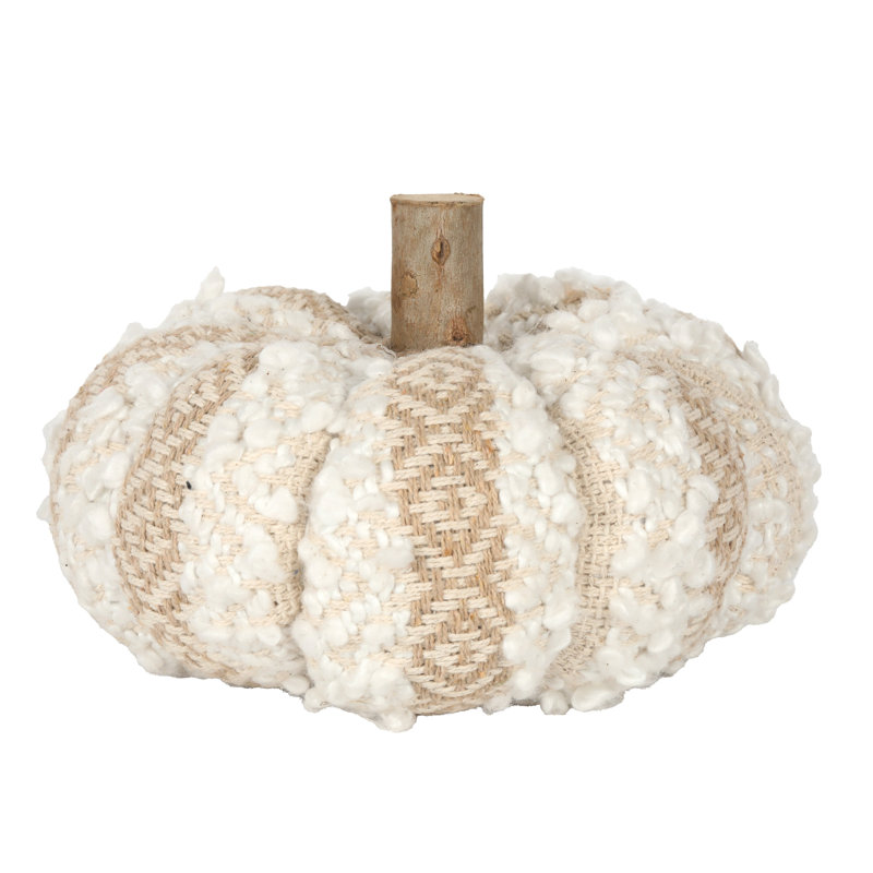 8" LOOPED CHUNKY YARN PUMPKIN