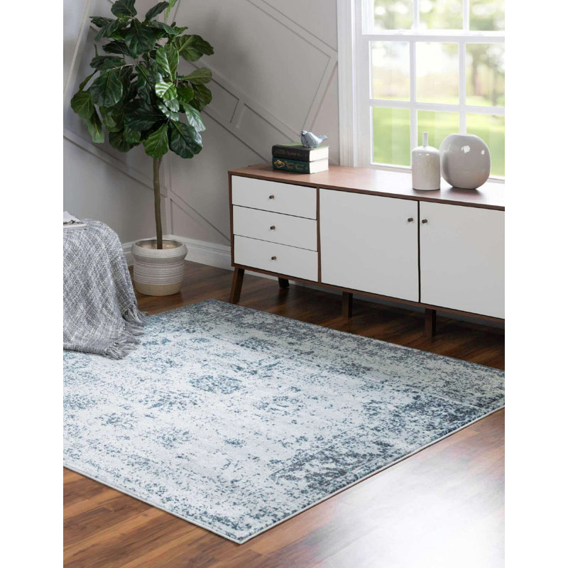 Anneliesse Oriental Indoor Rug, Square 5'3"