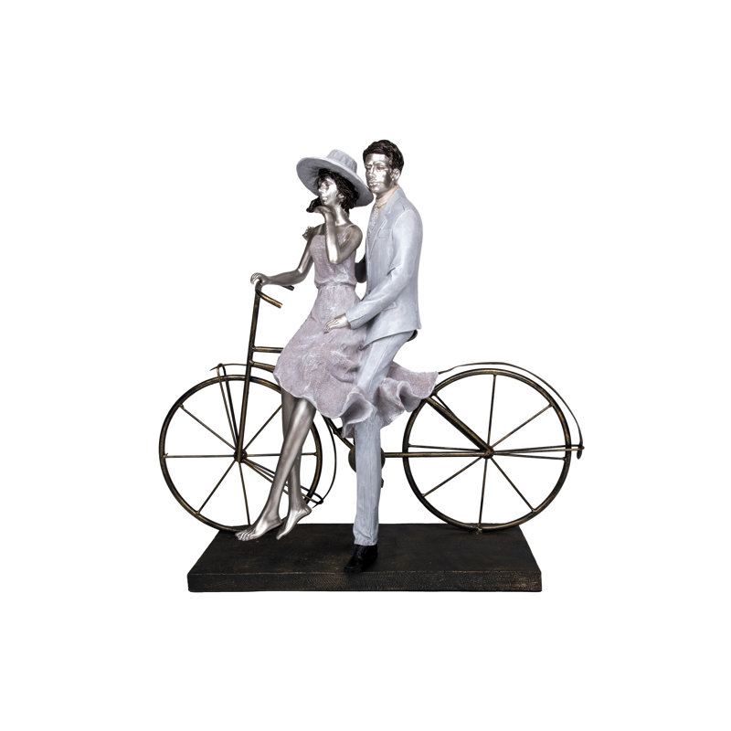 Summer Of Love People Figurines & Sculptures