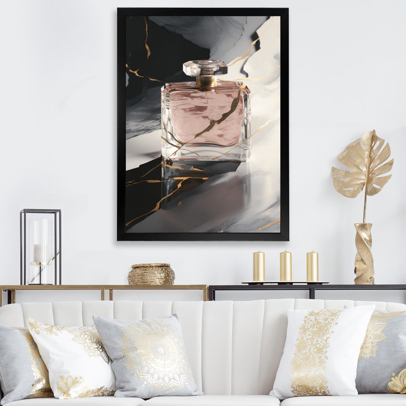 Gold Perfume Couture III - impression sur toile Fashion Perfume, H 20 po x l 12 po, Cadre photo noir