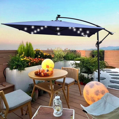 Parasol carré carré de 8X2,5M avec parasol solaire à DEL 8 lumières avec manivelle et base transversale pour terrasse de jardin et abri de piscine extérieur