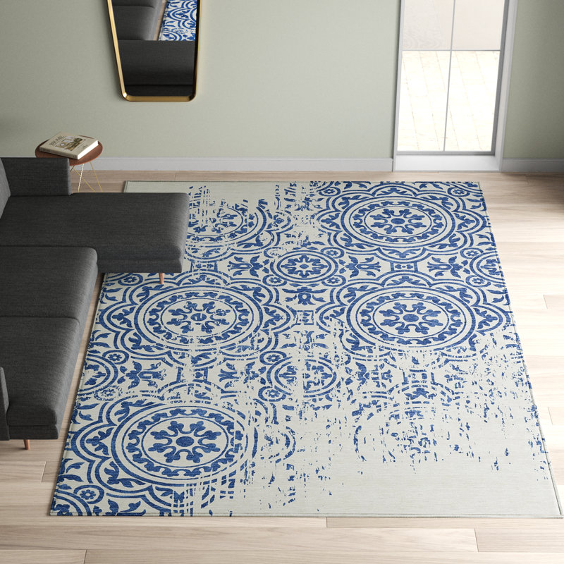 Lamanna Washable Oriental Indoor / Outdoor Rug, Rectangle 10' x 14'