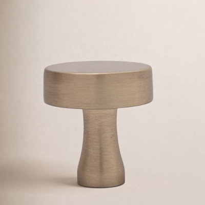 The Perfect Knob 1-1/8" Round Knob