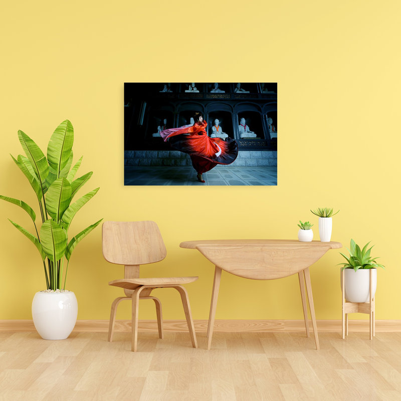 «Dramatic Temple Dance», art dramatique élégant et serein, H 24 po x l 36 po