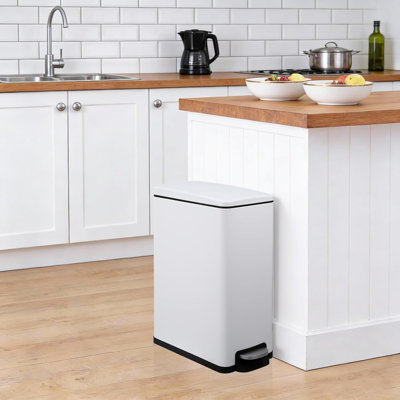 Poubelle de salle de bain compacte en plastique 45L en acier inoxydable avec pédale mains libres, seau intérieur et pédale