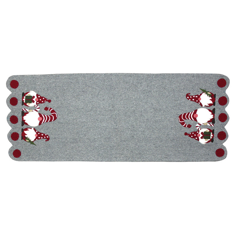 Chemin de table The Holiday Aisle® Holiday Gnomes