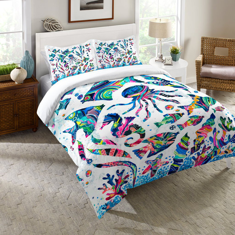 Twin White Microfiber Coastal Comforter with Colorful Fish Design