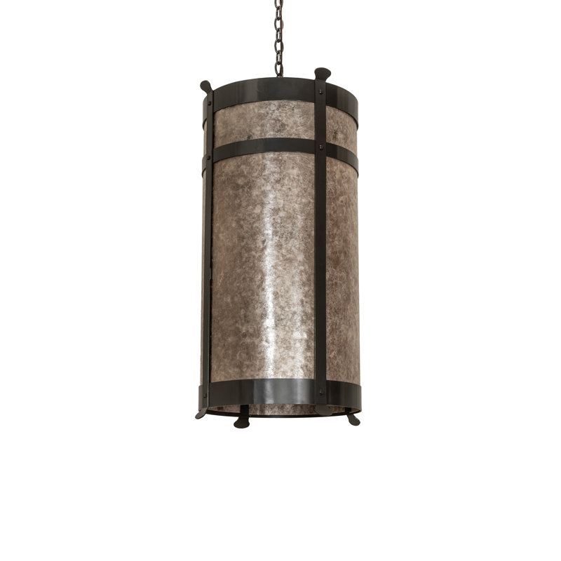 19" Wide Beartooth Pendant