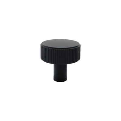 Ribbed Circle Knob
