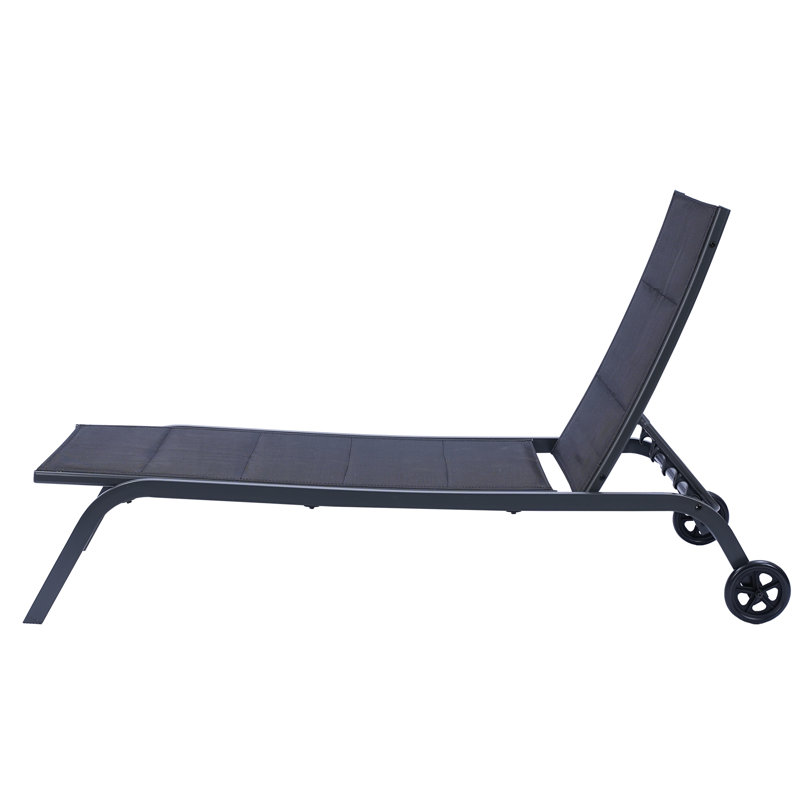 Chaise longue d'extérieur en métal Sinclaire