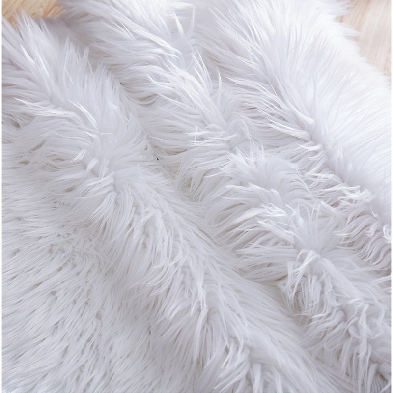 Tapis en fausse fourrure de mouton touffeté à la main, Nouveauté 2 pi 4 po x 3 pi 3 po