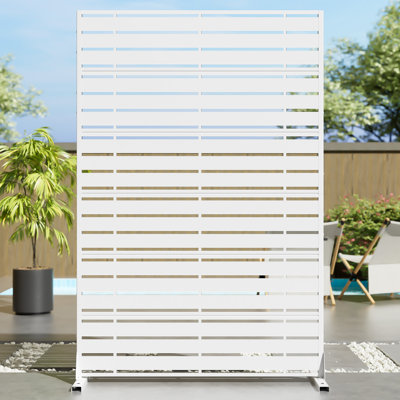 Outdoor Metal Privacy Screen by Dovelina