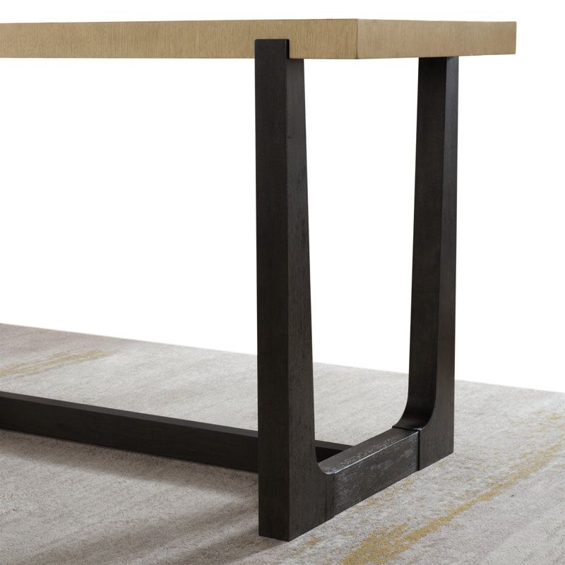 Table carrée et caramel