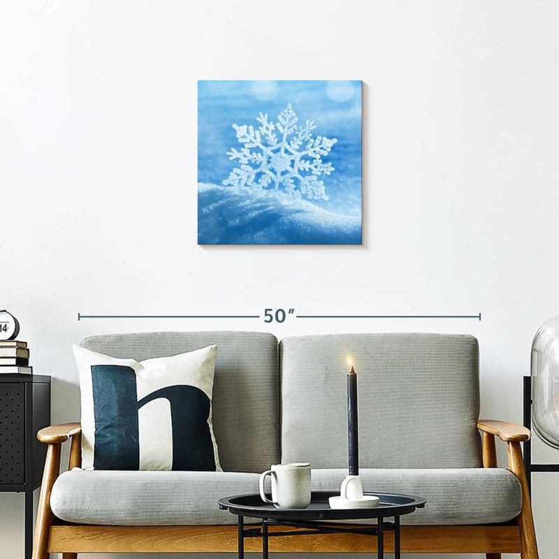 Alvord Winter Snowflake, 20" H x 20" W