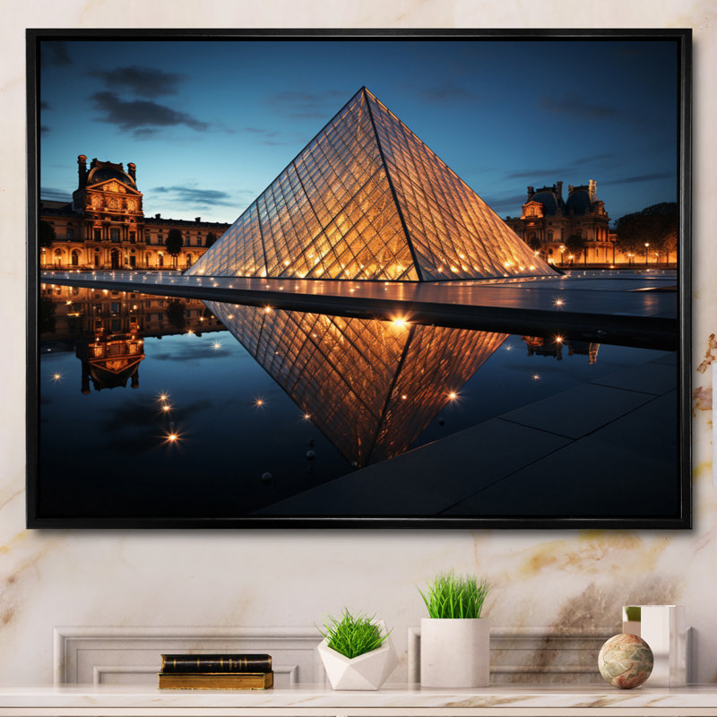 France Louvre Illumination I - impression, Cadre flottant noir, H 12 po x l 20 po x P 1 po
