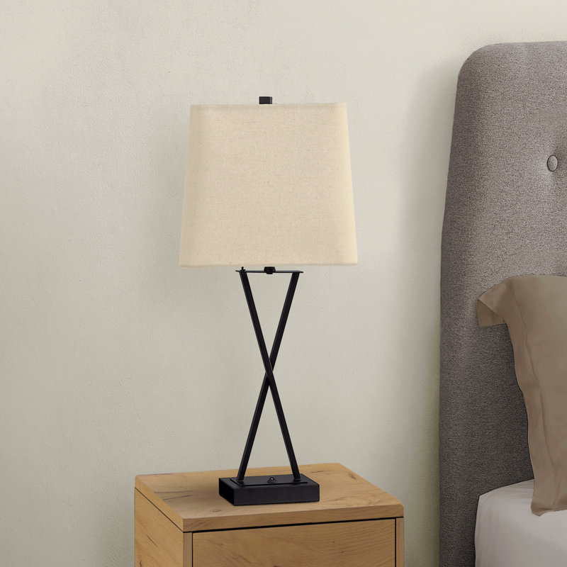 Lighting, H 25 po, lampe de table, port USB inclus, métal noir, abat-jour beige