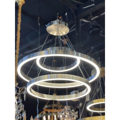 Cooksville 6 - Light Dimmable Tiered Chandelier