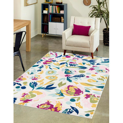 Holle Floral Area Rug