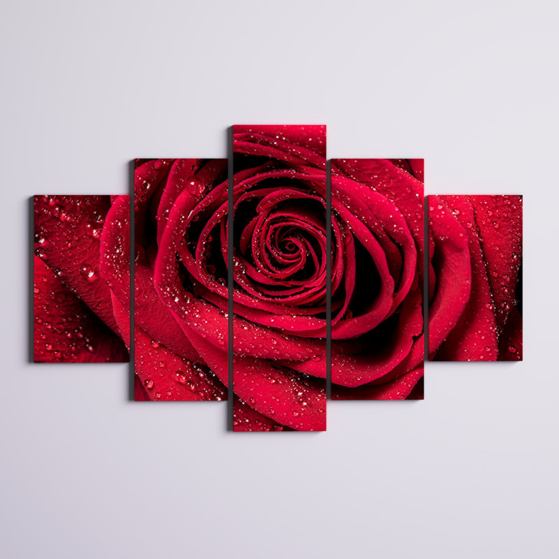 Lukka «Red Rose Petals with Rain Droplets» - Ensemble de 5 photographies sur toile tendue