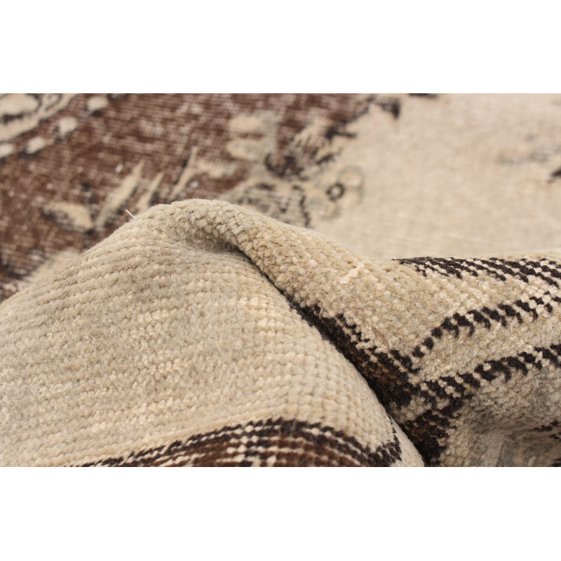Tapis crème Trebor Vintage 5 pi 8 po x 9 pi 0 po