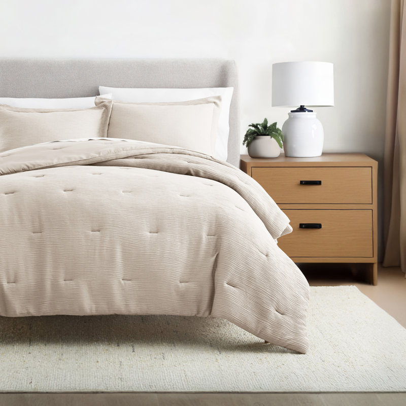 Cloud Gauze Textured Comforter Set, King / Cal-King Comforter + 2 Shams, Tan